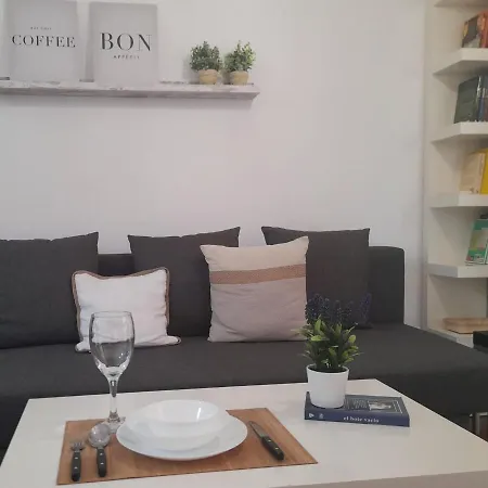 Apartment Piso De 1 En Jalon By Sharingco